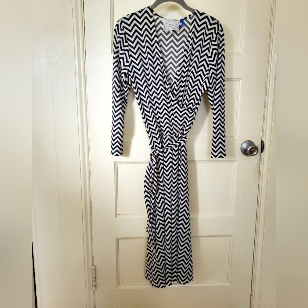 Leota faux wrap knit dress, medium